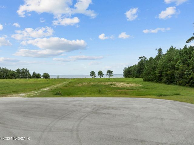 363 Wind Lake Road S, Oriental, NC 28571