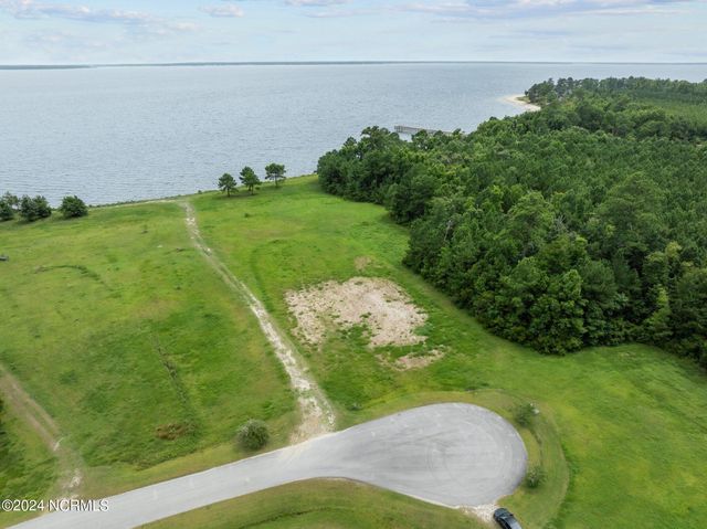 363 Wind Lake Road S, Oriental, NC 28571