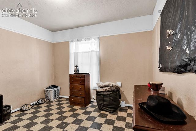1008 E 8th Street, Pueblo, CO 81001