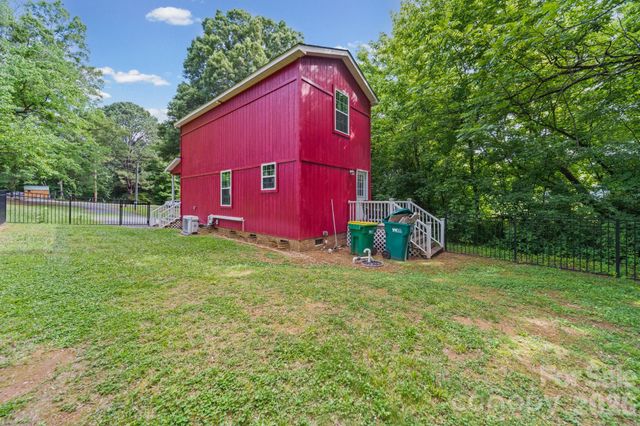 308 E 10th Street, Oakboro, NC 28129