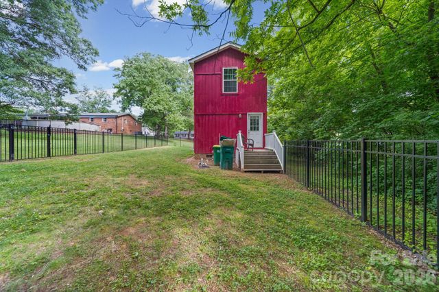 308 E 10th Street, Oakboro, NC 28129