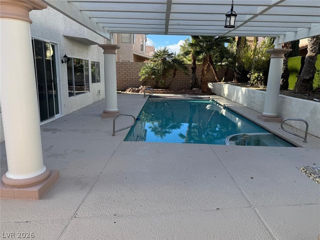 8218 Mount Nido Drive, Las Vegas, NV 89147