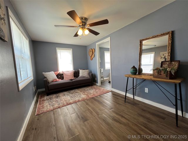 395 Woods Avenue N, Kansas, OK 74347