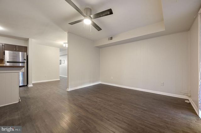 33 SPRUANCE RD, Dover, DE 19901