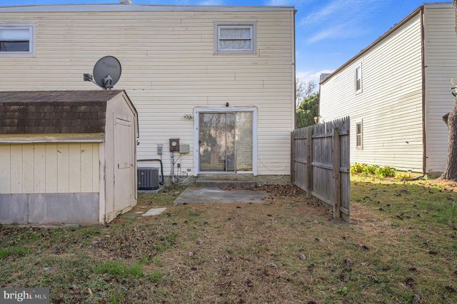 33 SPRUANCE RD, Dover, DE 19901