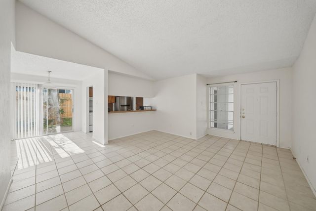 12002 Arrowwood DR B, Austin, TX 78727