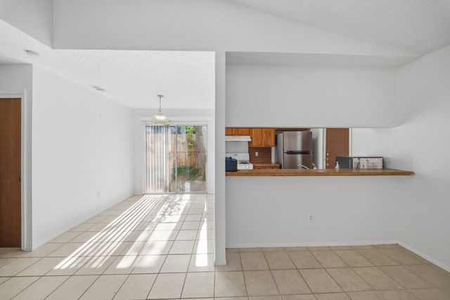 12002 Arrowwood DR B, Austin, TX 78727