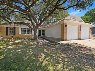 12002 Arrowwood DR B, Austin, TX 78727