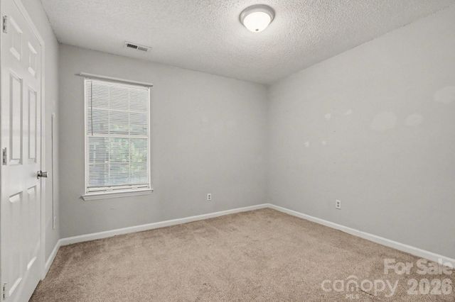 5513 Southminster Lane, Charlotte, NC 28216