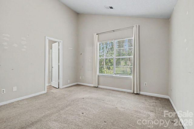 5513 Southminster Lane, Charlotte, NC 28216