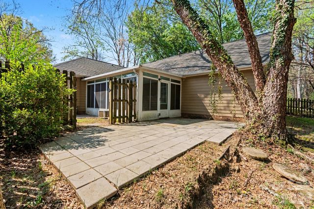 5513 Southminster Lane, Charlotte, NC 28216