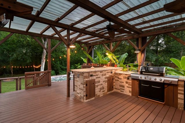 15022 Constellation Circle W, Willis, TX 77318