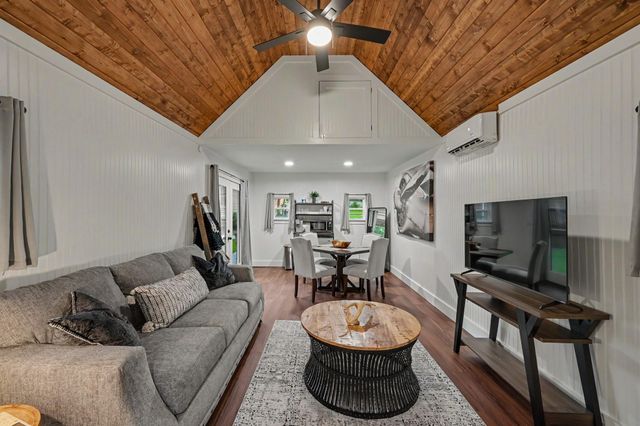 15022 Constellation Circle W, Willis, TX 77318