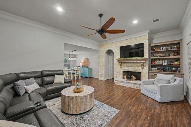 15022 Constellation Circle W, Willis, TX 77318