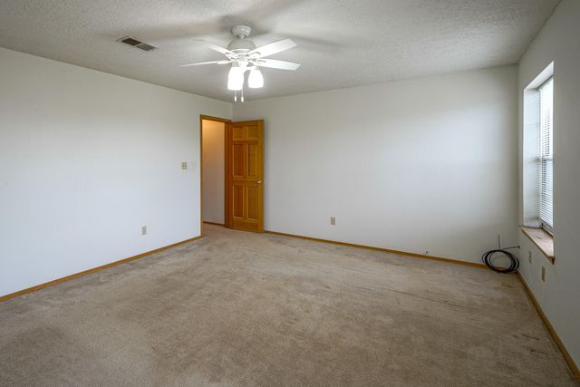 244 DINKLE Road, Edgewood, NM 87015