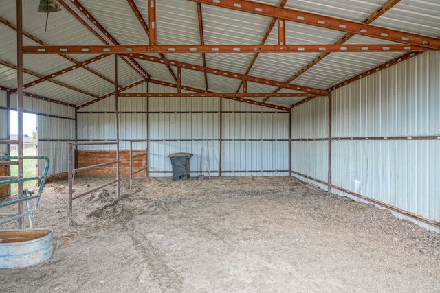 244 DINKLE Road, Edgewood, NM 87015