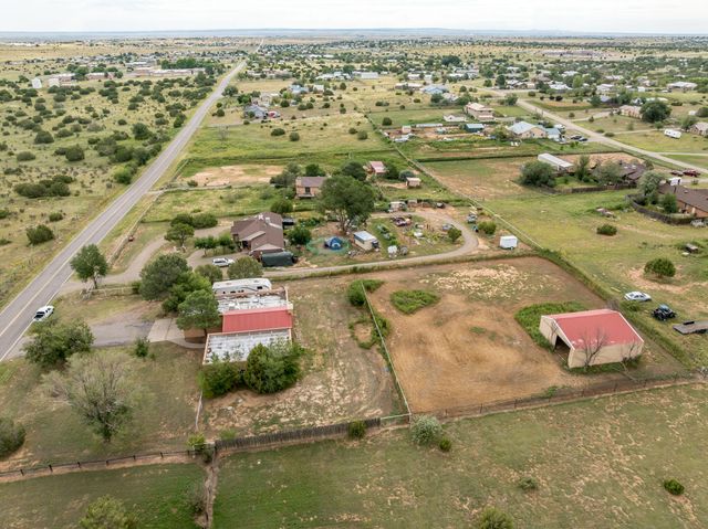 244 DINKLE Road, Edgewood, NM 87015