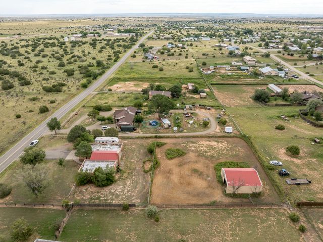 244 DINKLE Road, Edgewood, NM 87015
