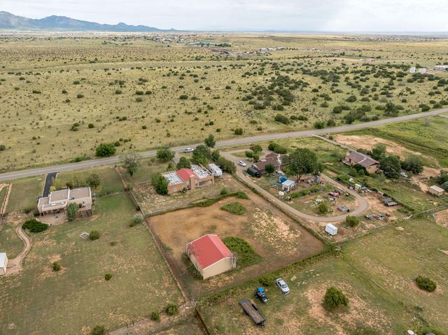 244 DINKLE Road, Edgewood, NM 87015