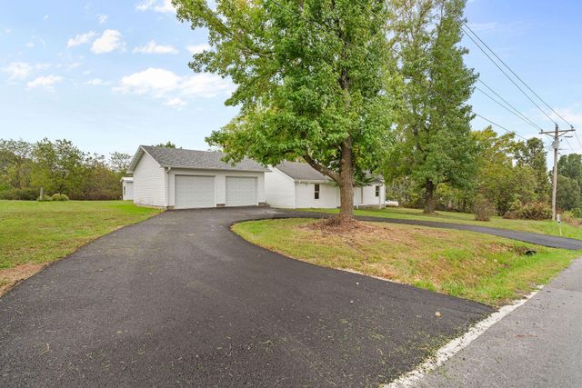 7308 N Farm Road 203, Strafford, MO 65757