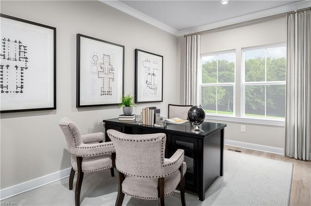 2150 Mainsail DR, Carrollton, VA 23314