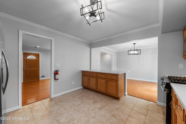 155 Zwolak Court, South Plainfield, NJ 07080