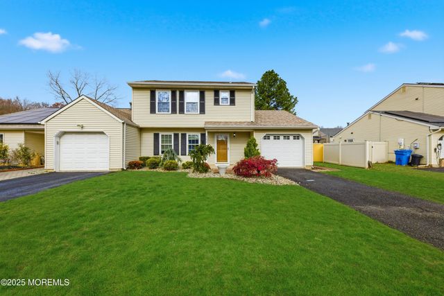 155 Zwolak Court, South Plainfield, NJ 07080