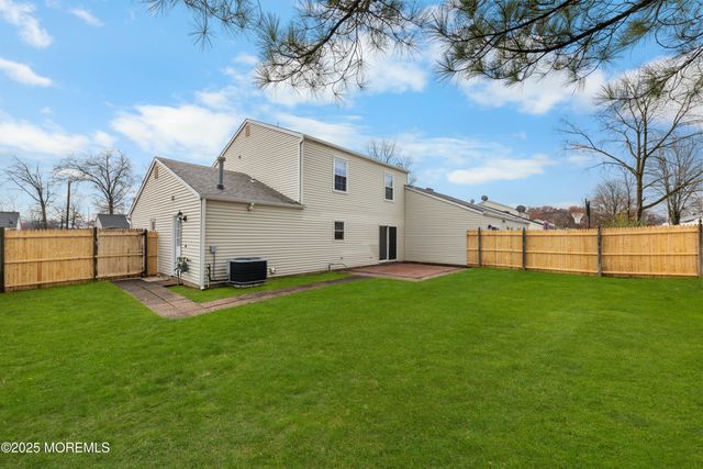 155 Zwolak Court, South Plainfield, NJ 07080