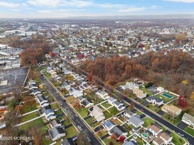 155 Zwolak Court, South Plainfield, NJ 07080