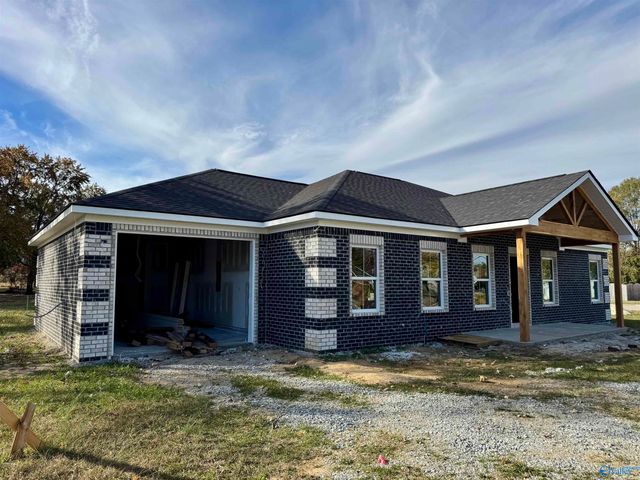 3113 SW Sandlin Road, Decatur, AL 35603