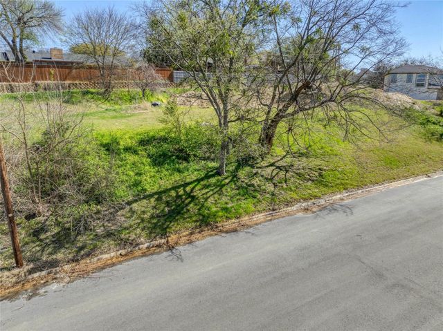 311 Arapaho W, Sherman, TX 75092