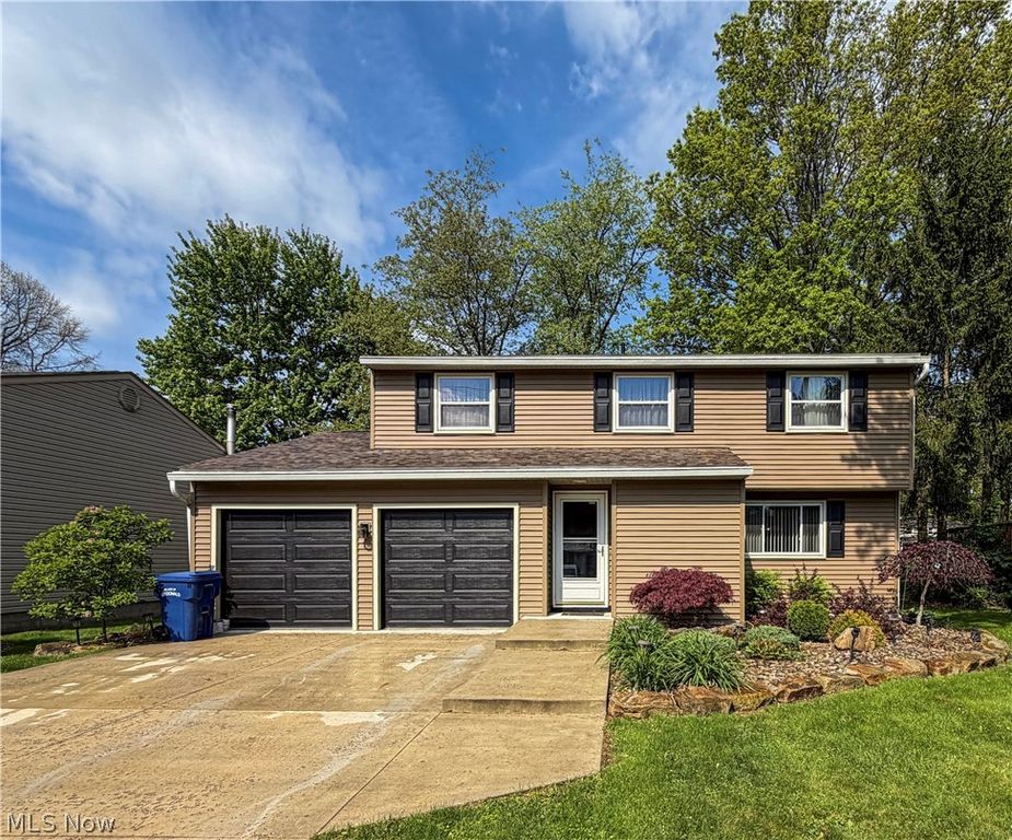 724 Indiana Avenue, Mcdonald, OH 44437