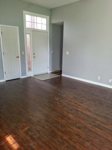 1811 Rory Cv, La Vergne, TN 37086
