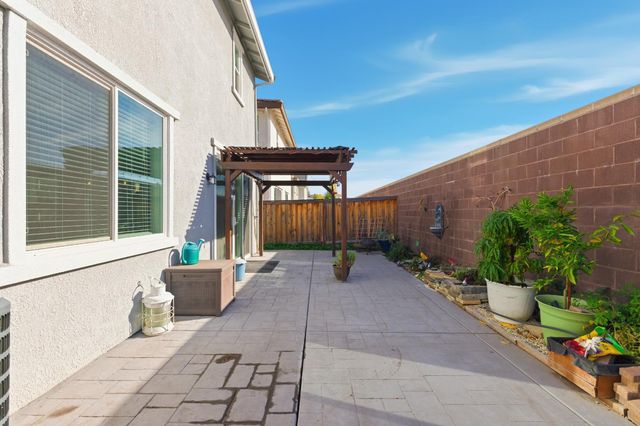 4351 White Fir Loop, Rocklin, CA 95677