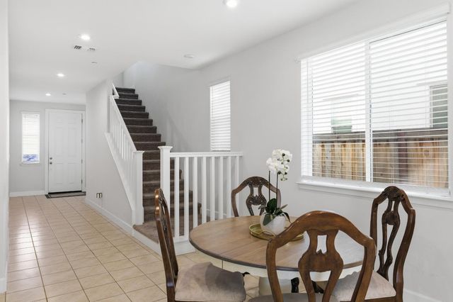 4351 White Fir Loop, Rocklin, CA 95677