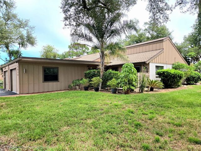 5699 WESTWIND LN, Sarasota, FL 34231