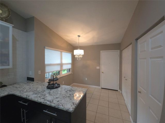 5699 WESTWIND LN, Sarasota, FL 34231