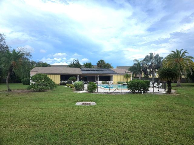 5699 WESTWIND LN, Sarasota, FL 34231