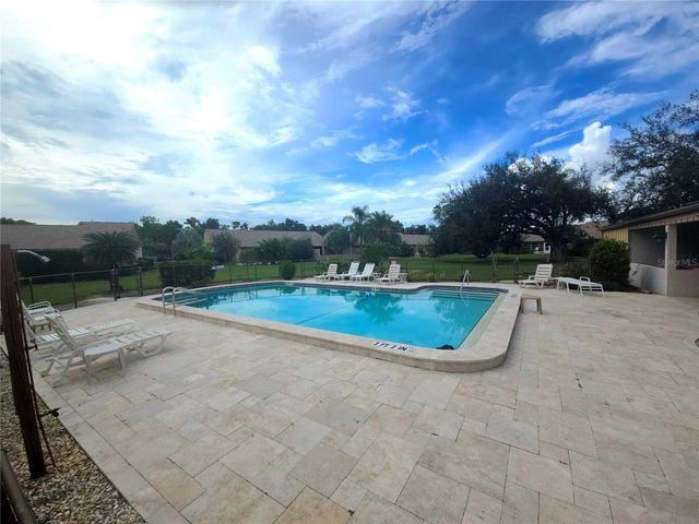 5699 WESTWIND LN, Sarasota, FL 34231