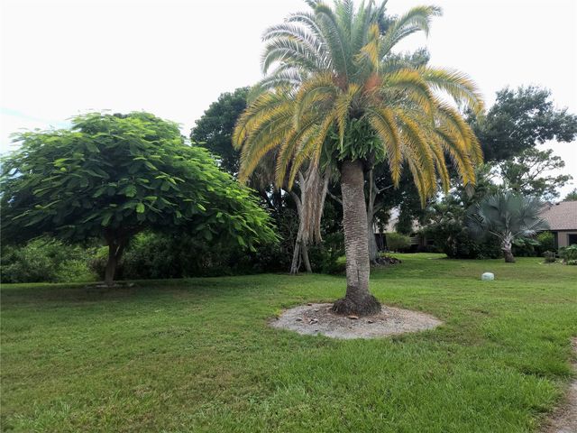 5699 WESTWIND LN, Sarasota, FL 34231
