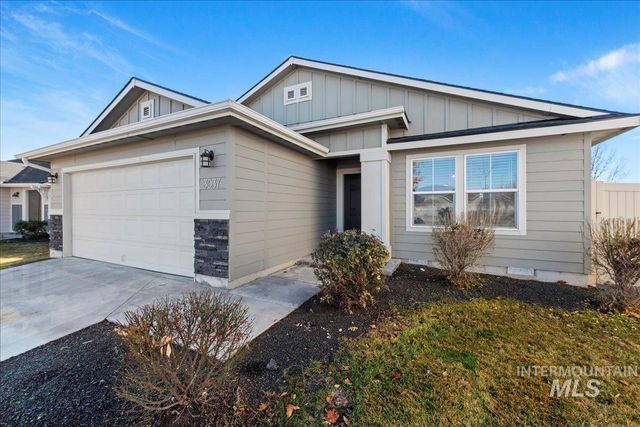 3037 N Saratov Way, Kuna, ID 83634