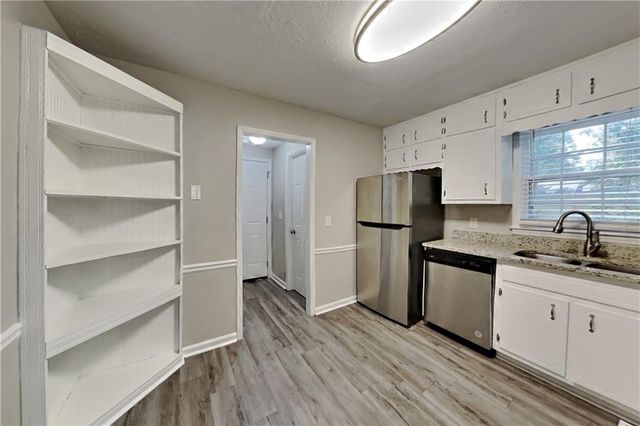 1285 Grayland Hills Drive, Lawrenceville, GA 30046