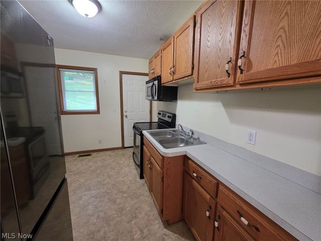95 Erie Street, Rittman, OH 44270