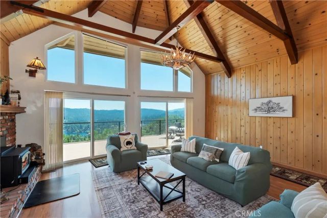 27721 Caribou Drive, Lake Arrowhead, CA 92352