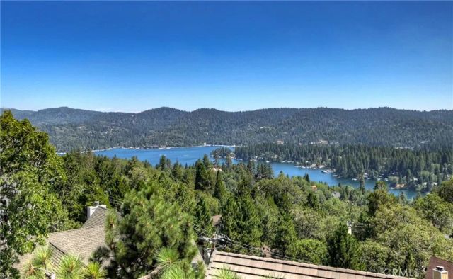 27721 Caribou Drive, Lake Arrowhead, CA 92352