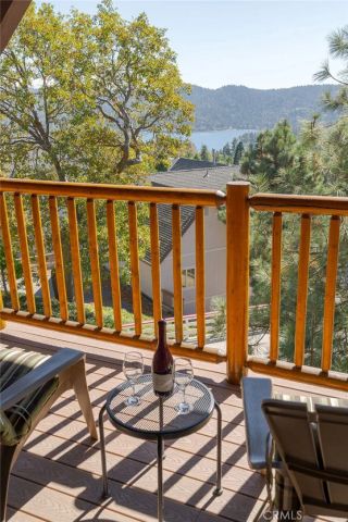 27721 Caribou Drive, Lake Arrowhead, CA 92352
