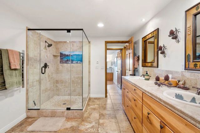 27721 Caribou Drive, Lake Arrowhead, CA 92352