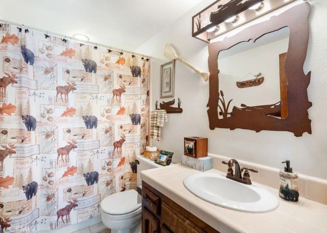 27721 Caribou Drive, Lake Arrowhead, CA 92352