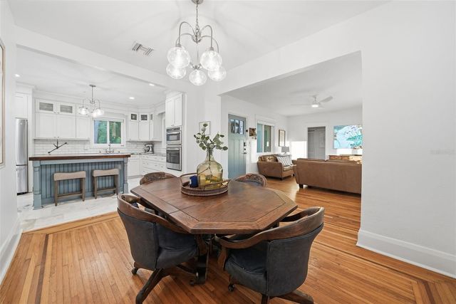 344 W RIO VISTA COURT, Tampa, FL 33604