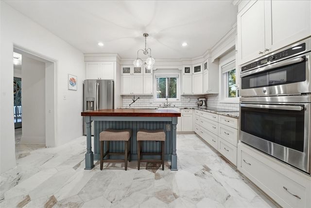 344 W RIO VISTA COURT, Tampa, FL 33604